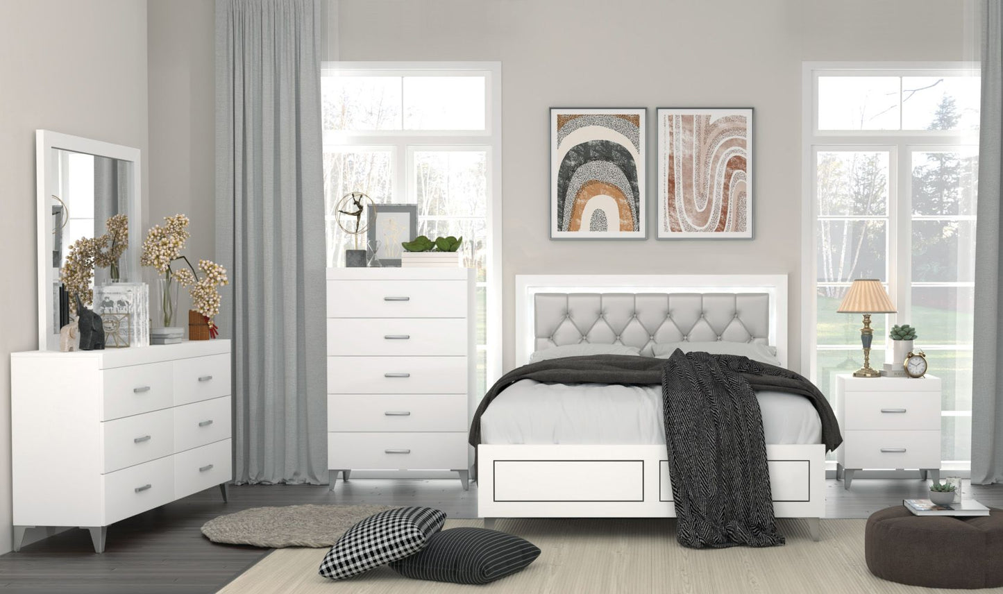 Casilda Bedroom Set: (Bed, Nightstand, Dresser and Mirror)